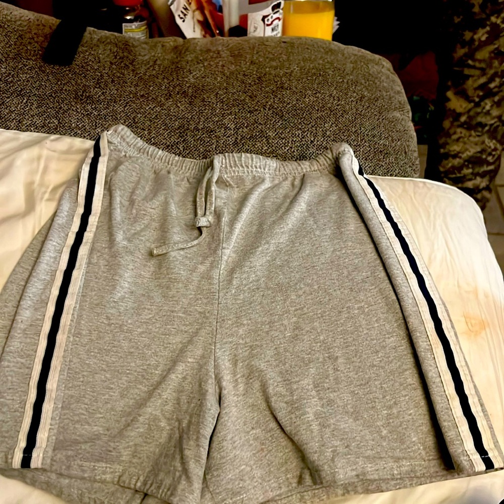 Gray work out shirts